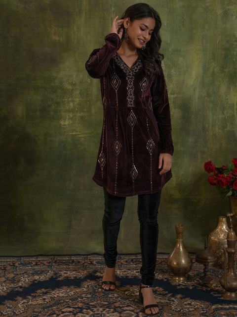 

Lakshita Women Brown & Gold-Toned Ethnic Motifs Velvet Kurta