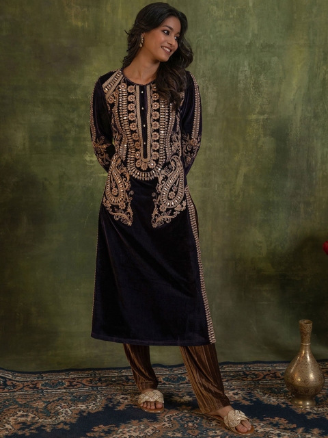 

Lakshita Women Purple Embroidered Mirror Work Velvet Kurta