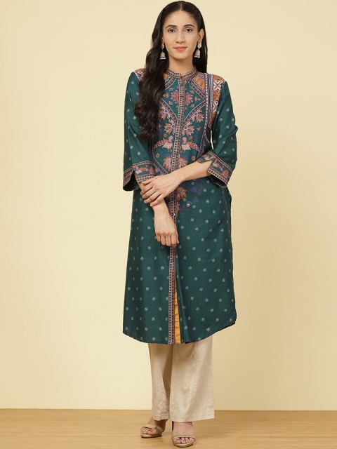 

Lakshita Women Green Geometric Printed Flared Sleeves Thread Work Kurta