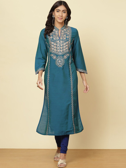 

Lakshita Women Teal Ethnic Motifs Yoke Design Flared Sleeves Thread Work Kurta