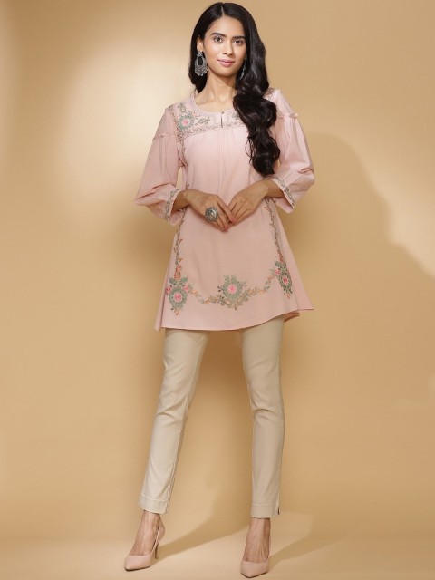 

Lakshita Women Red Ethnic Motifs Flared Sleeves Thread Work Kurta