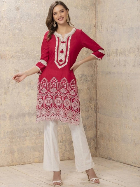 

Lakshita Women Pink Embroidered Straight Kurta