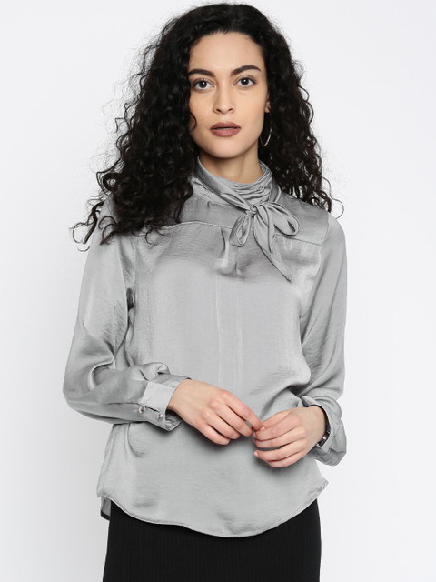 

Latin Quarters Women Grey Solid Regular Top