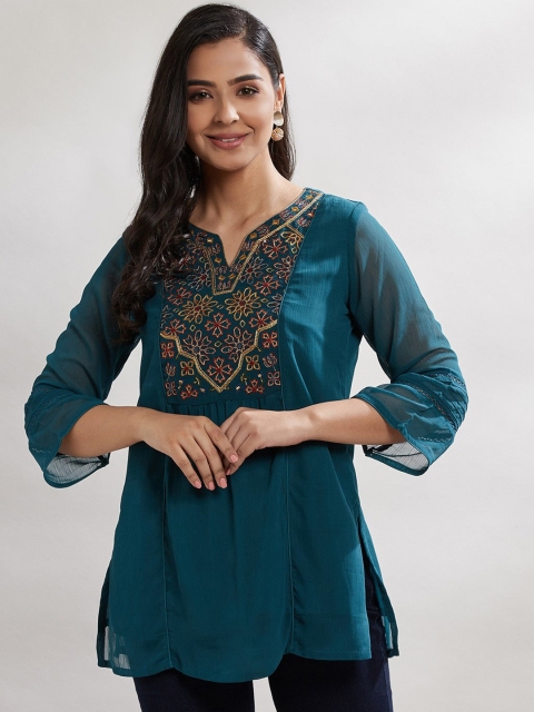 

Lakshita Women Blue & Gold-Toned Floral Embroidered Thread Work Cotton Kurta