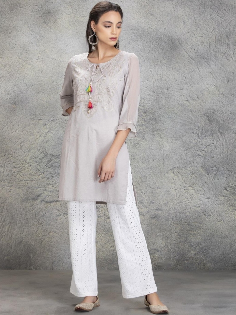 

Lakshita Women Grey Ethnic Motifs Embroidered Bell Sleeves Thread Work Kurta