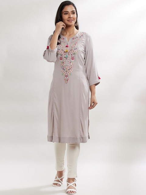 

Lakshita Women Red Geometric Embroidered Kurta