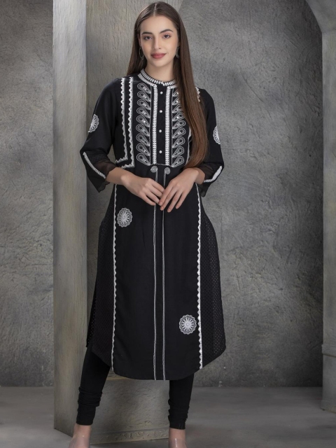 

Lakshita Women Charcoal Geometric Embroidered Thread Work Kurta