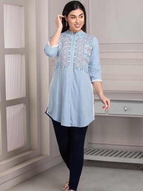 

Lakshita Women Blue Embroidered Straight Kurta