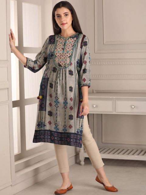 

Lakshita Women Beige Ethnic Motifs Printed Straight Kurta
