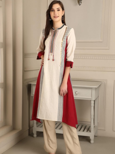 

Lakshita Women Off White & Maroon Colourblocked Kurta