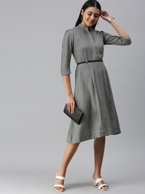 

ETIQUETTE Women Black & White Houndstooth A-Line Midi Dress