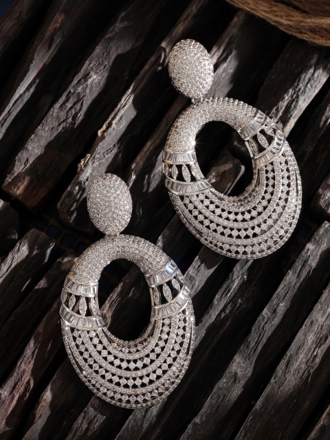 

shaze Silver-Toned Classic Hoop Earrings