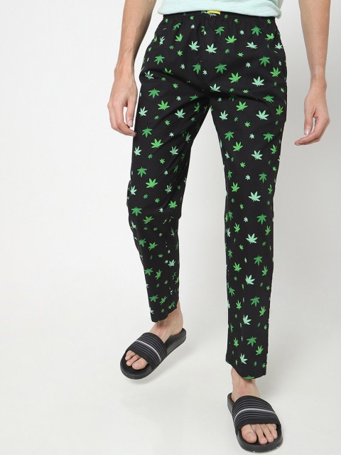 

Bewakoof Men Black & Green Printed Mid Rise Cotton Lounge Pants