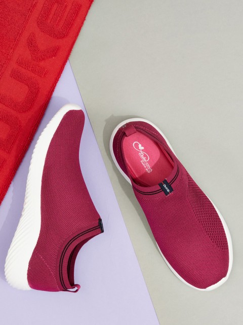 

Duke Women Mauve Textile Running Shoes