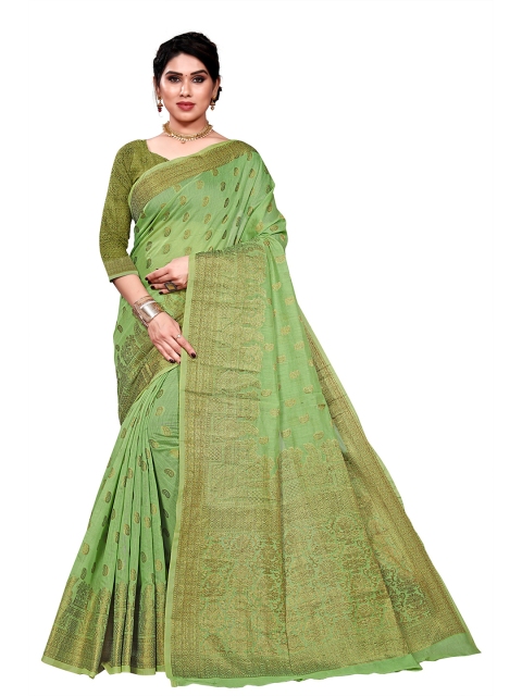 

Viva N Diva Green & Gold-Toned Paisley Silk Blend Kanjeevaram Saree