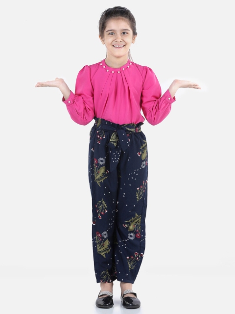 

Cutiekins Girls Pink & Navy Blue Pearl Embellished High Neck Pleated Top with Palazzos