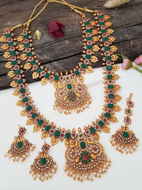 

GRIIHAM Gold-Plated Green Stone-Studded & Beaded Jewellery Set with Maang Tikka