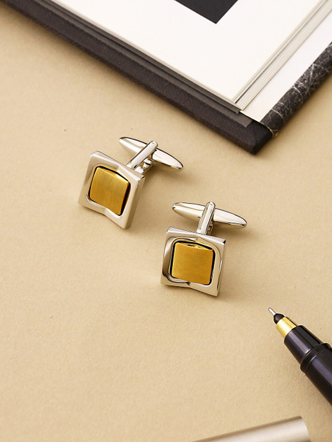 

shaze Gold-Toned & Silver-Toned Seesaw Square Cufflink