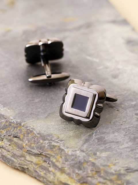

shaze Gunmetal-Toned Rhodium-Plated Square Cufflink, Metallic