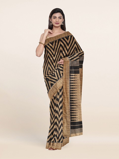 

Pothys Black & Beige Geometric Printed Saree