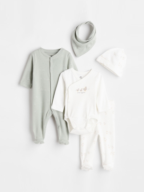 

H&M Boys Green & White 5-Piece Set