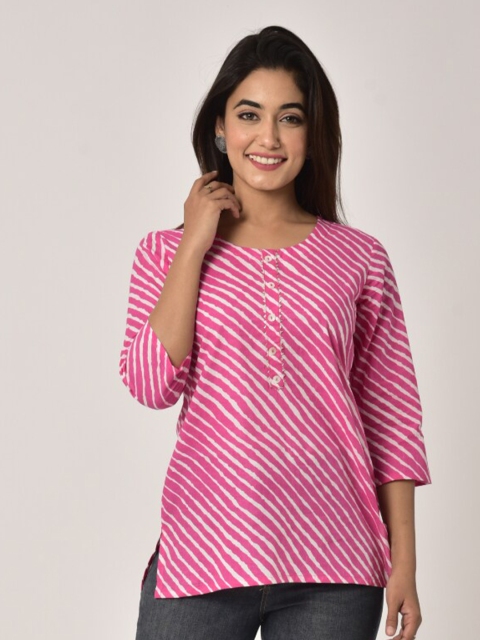 

Swasti Pink & White Floral Printed Pure Cotton Kurti