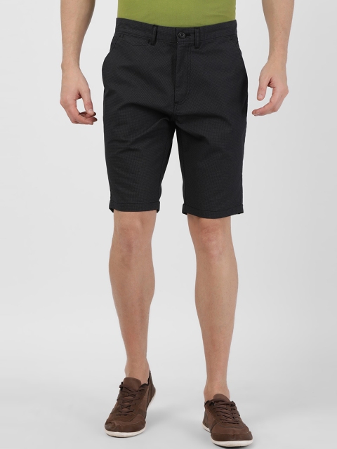 

t-base Men Black Solid Regular-Fit Chino Shorts