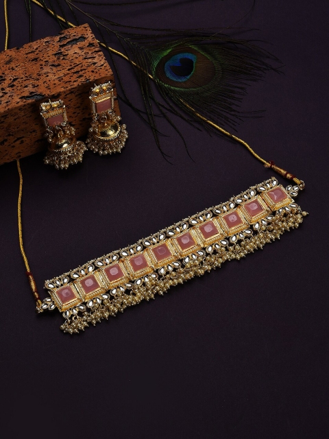 

SOHI Gold-Plated Pink & White Kundan-Studded & Pearl Beaded Jewellery Set