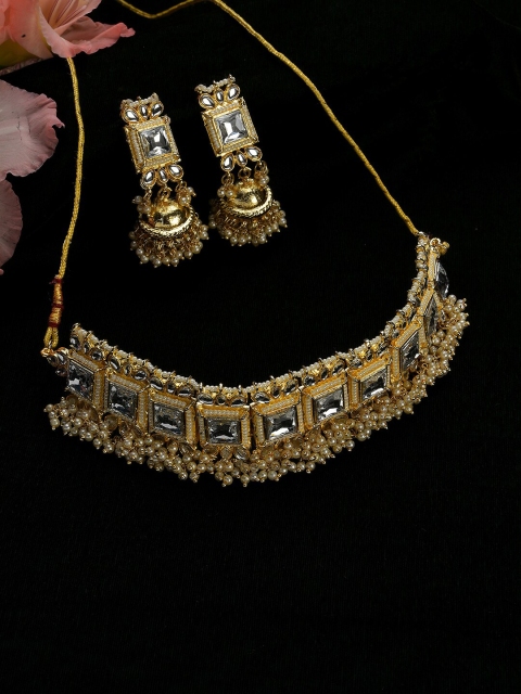 

SOHI Gold-Plated White Kundan-Studded & Pearl Beaded Jewellery Set