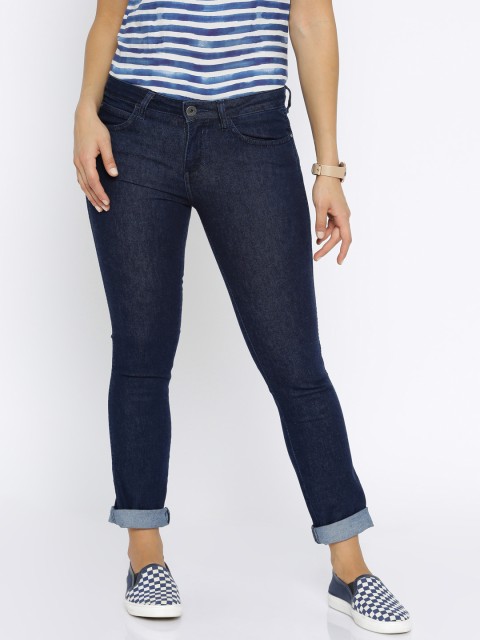 

Wrangler Women Blue Slim Fit Stretchable Jeans