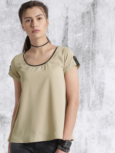 

Roadster Beige Solid Top