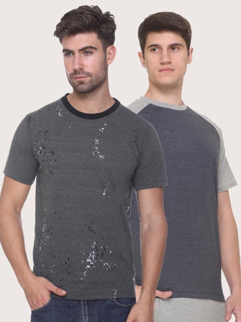 

Obaan Men Grey 2 Henley Neck Pockets T-shirt