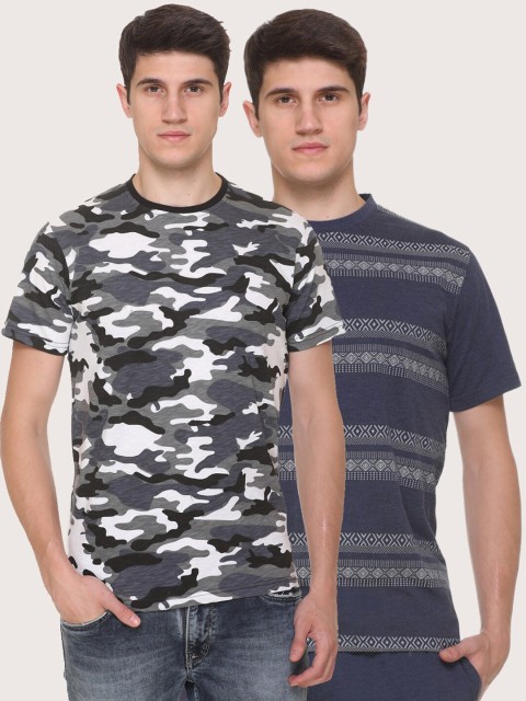 

Obaan Men Black Camouflage 2 Printed Pockets T-shirt
