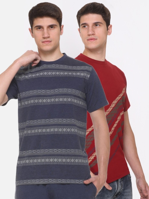 

Obaan Men Maroon 2 Striped Pockets T-shirt