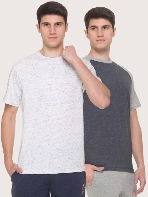 

Obaan Men Blue 2 Pockets T-shirt