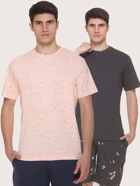 

Obaan Men Orange 2 Monochrome Pockets T-shirt