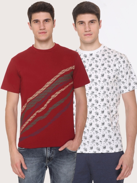 

Obaan Men Maroon 2 Printed Pockets T-shirt