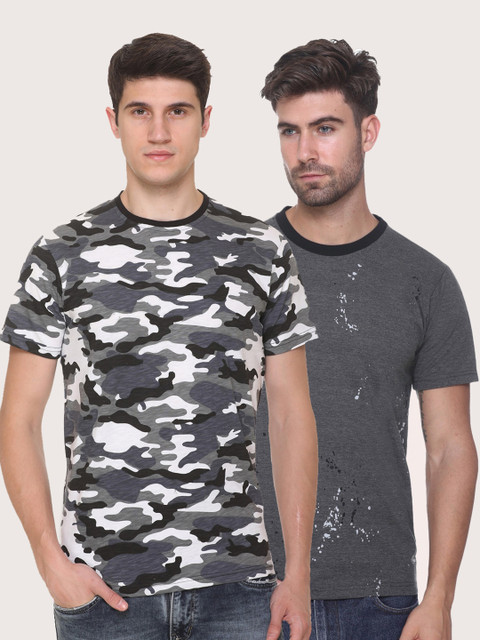 

Obaan Men Black Camouflage 2 Printed Pockets T-shirt