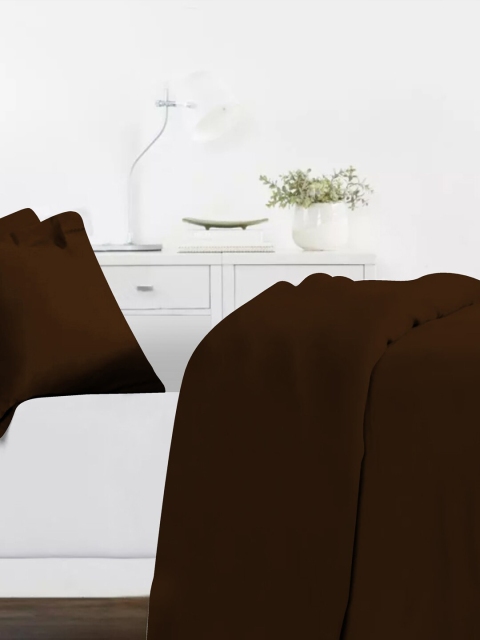 

Divine Casa Dark Brown Solid 150 TC Double Duvet Cover With 2 Pillow Covers