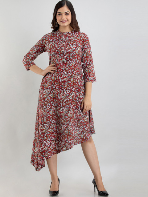 

Women Touch Women Red Floral Printed Asymmetric Kurta
