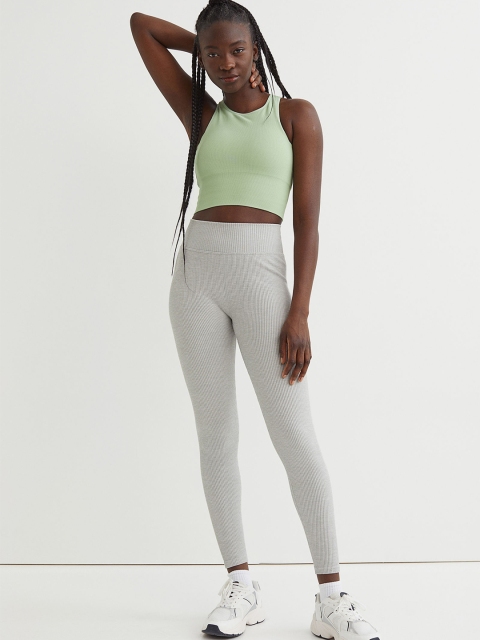 

H&M Green Solid Seamless Sports Bralette