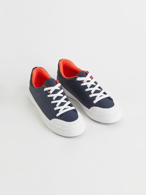 

H&M Boys Blue & White Trainers