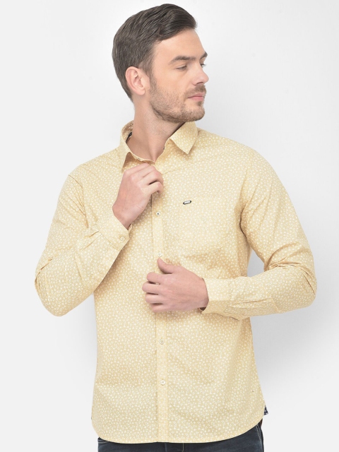 

Canary London Men Beige Smart Slim Fit Printed Cotton Casual Shirt