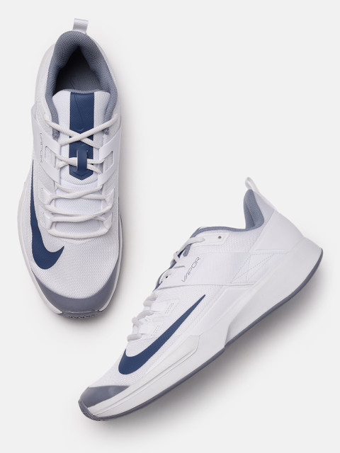 

Nike Men White Vapor Lite Hard Court Tennis Shoes