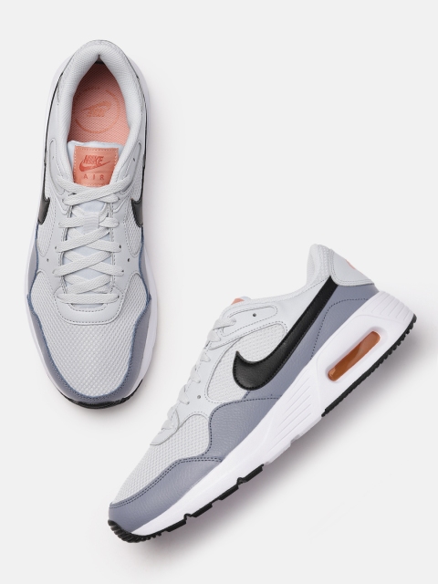 

Nike Men Grey Air Max Leather Sneakers