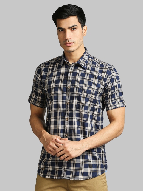 

Parx Men Blue Slim Fit Checked Casual Shirt