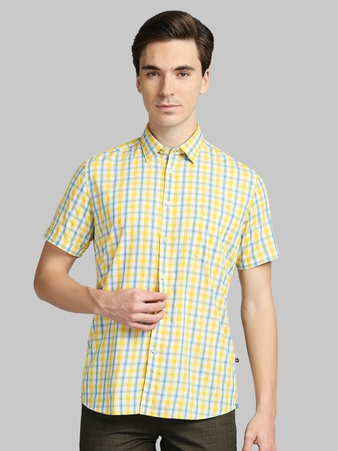 

Parx Men Yellow Other Checks Checked Slim Fit Casual Shirt