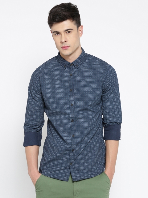 

BLEND Men Navy Printed Slim Fit Casual Shirt, Navy blue