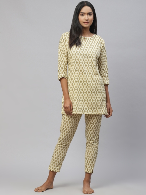

aayusika Women Cream-Coloured & Mustard Yellow Pure Cotton Floral Print Night suit
