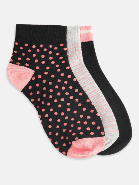 

Pantaloons Junior Girls Pack of 3 Assorted Ankle Length Socks